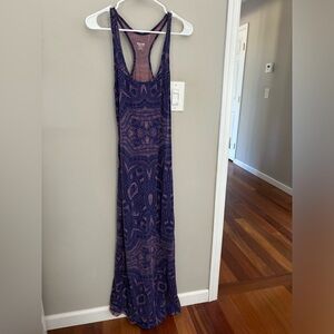 Sleeveless Patterned Dress